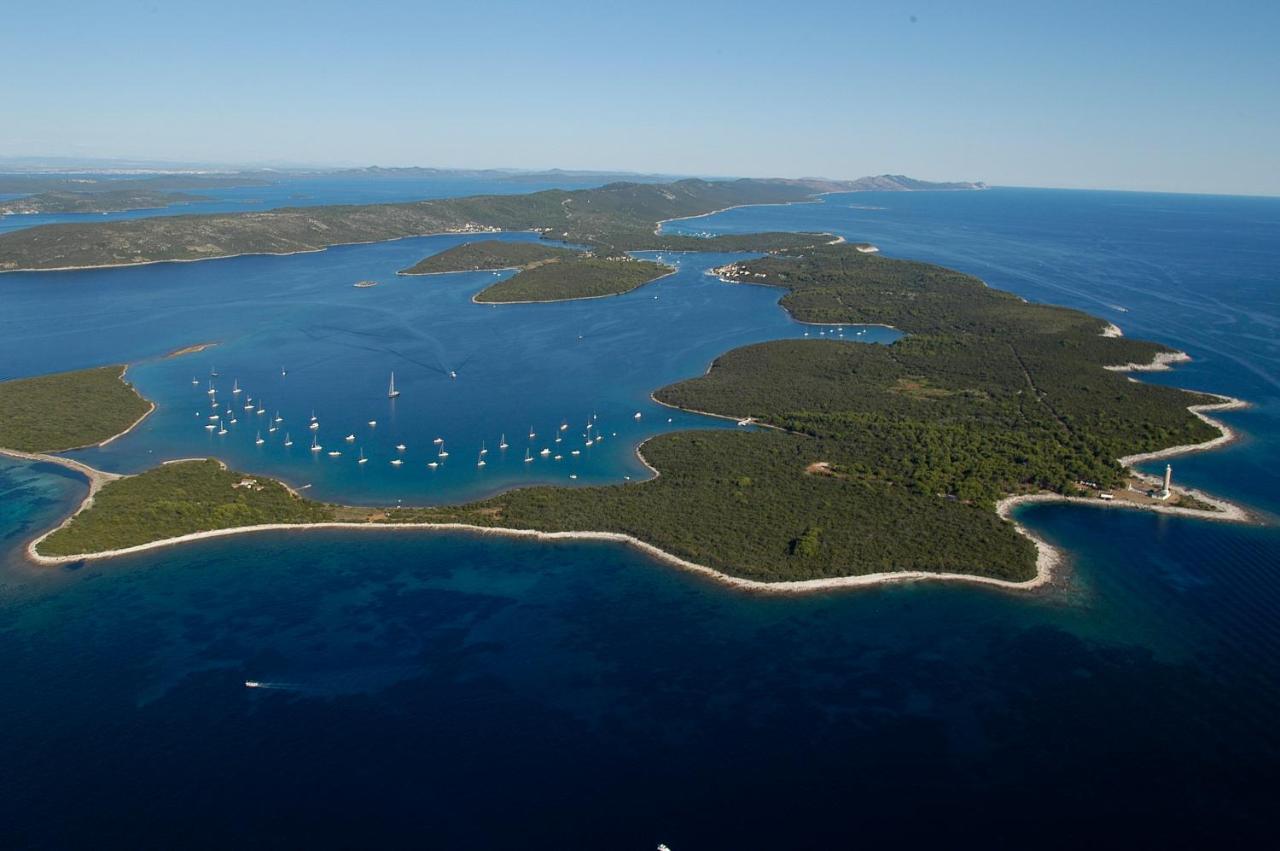 Maiora Luxury Island Suites サリ エクステリア 写真